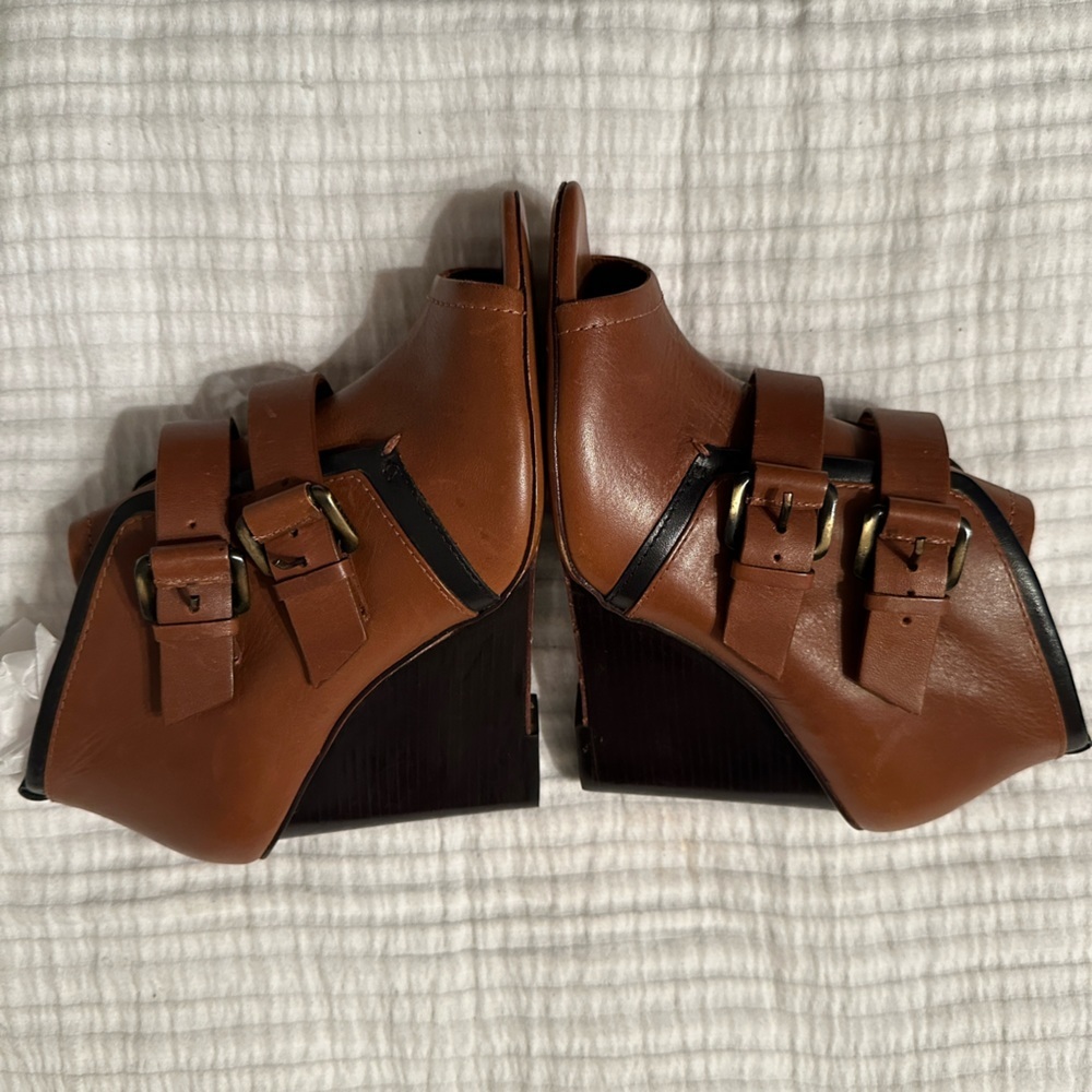 10 Crosby Derek Lam Zale Wedge Booties - Size 8 - Picture 5 of 11